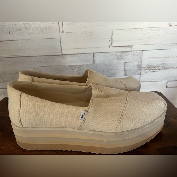 TOMS ALPARGATA PLATFORM WOMENS SIZE 10 W - Picture 3 of 9